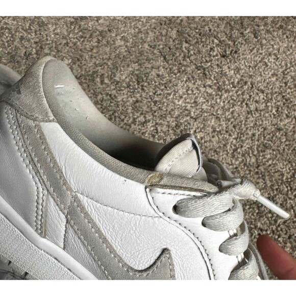 Nike Air Jordan 1 Low Neutral Grey Size 9.5 Women's (Size 8 Men's) - Picture 7 of 9